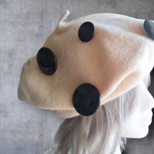 Off-white Beret with Black Accents Made In Italy